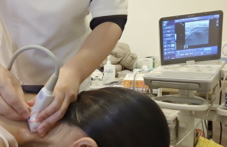 エコーを見ながらの鍼施術