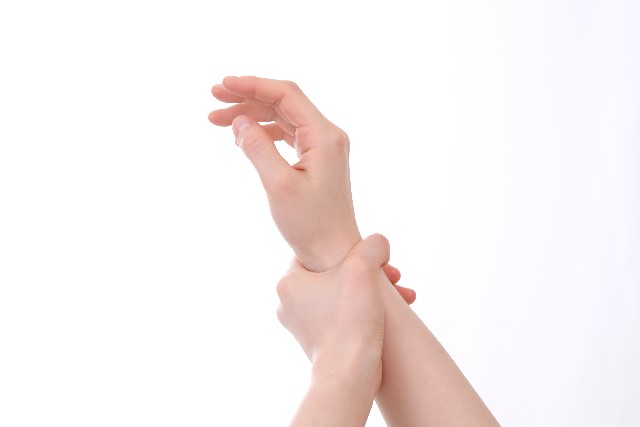 腱鞘炎の痛みには鍼灸の施術で対応~肩こりや腰痛の悩みもご相談を~